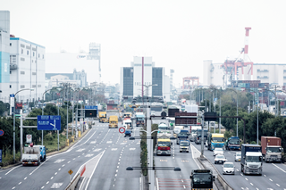カーコレクションは自動車陸送業務を日本全国対応にて承っております